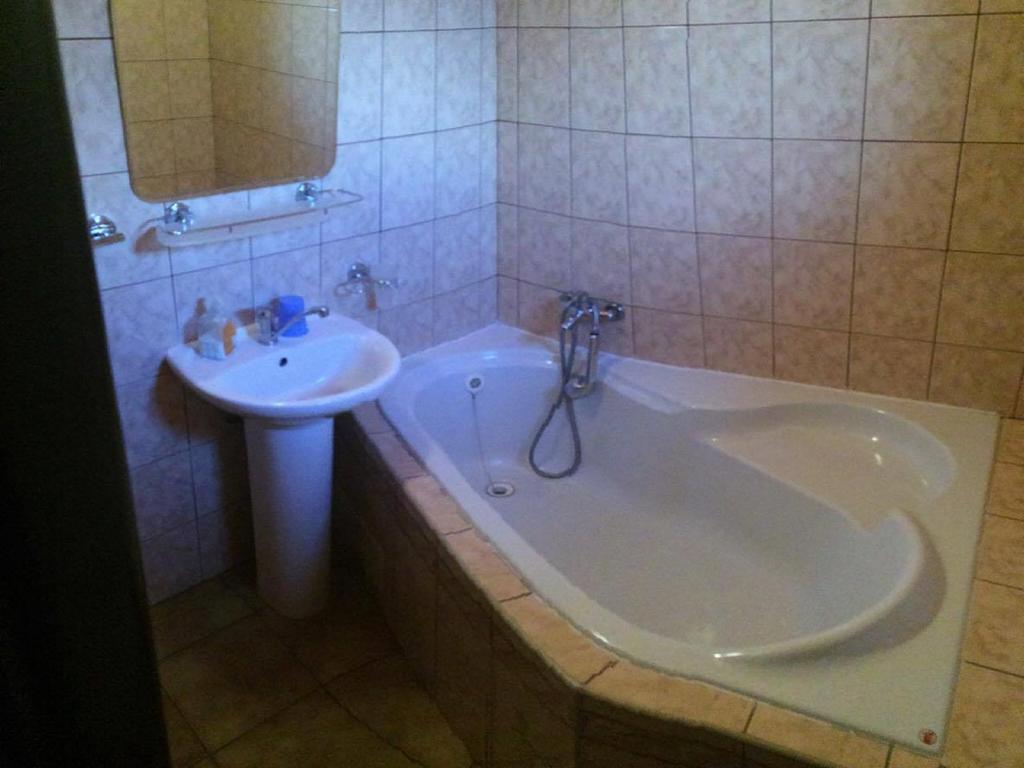 Penzion Relax Пр'євідза Екстер'єр фото