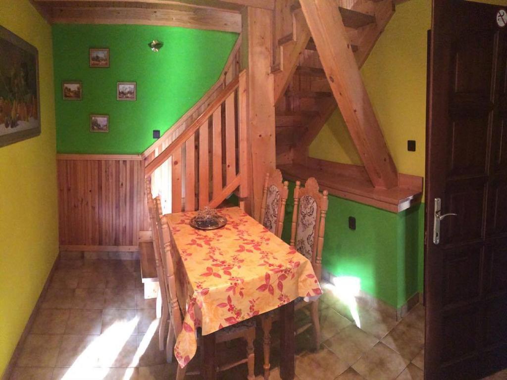 Penzion Relax Пр'євідза Екстер'єр фото